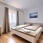 Nyaraló Dora By Interhome *