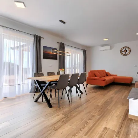 Ferienhaus Dora By Interhome *