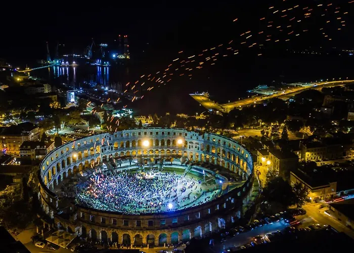 Dora By Interhome 풀라