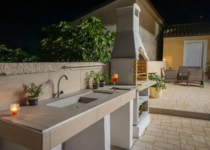 Dora By Interhome 풀라